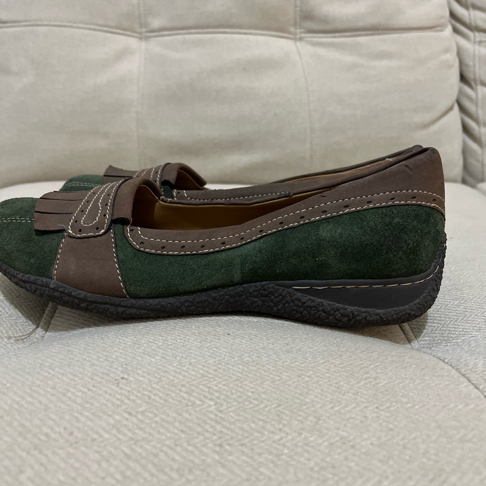 WOMEN'S RUFFHEWN LAWDON GREEN & BROWN SUEDE LOAFER SLIP ONS SIZE 9 M - Picture 7 of 7